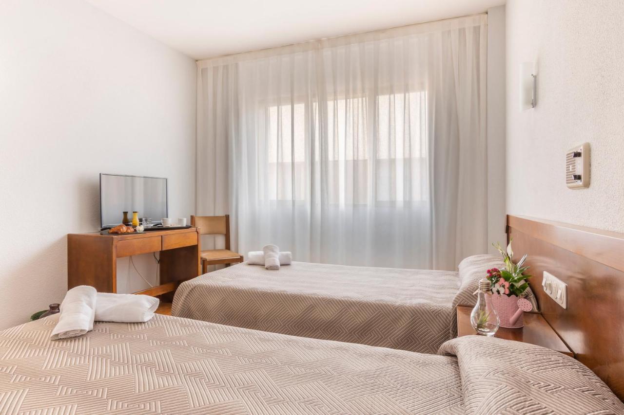 Hotel Sierra De Arcos Андорра Экстерьер фото